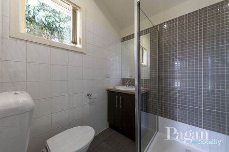 Property photo of 2/10 Francis Street Oak Park VIC 3046