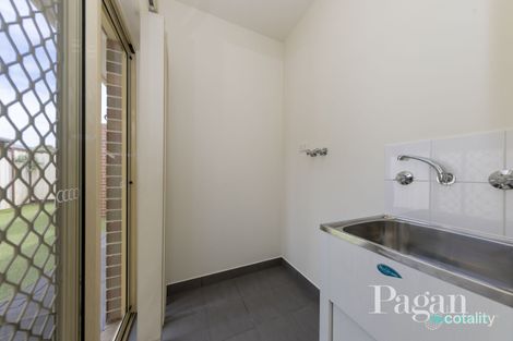 Property photo of 2/10 Francis Street Oak Park VIC 3046