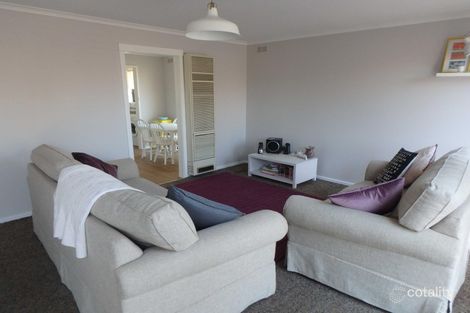 Property photo of 11 Alexandra Close Sebastopol VIC 3356