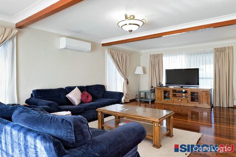 Property photo of 63 Oakleaf Street Eight Mile Plains QLD 4113