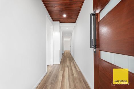 Property photo of 45 Flag Boulevard Tarneit VIC 3029