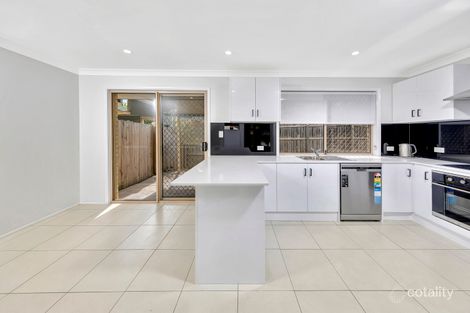 Property photo of 19/11 Thornlake Court Tingalpa QLD 4173