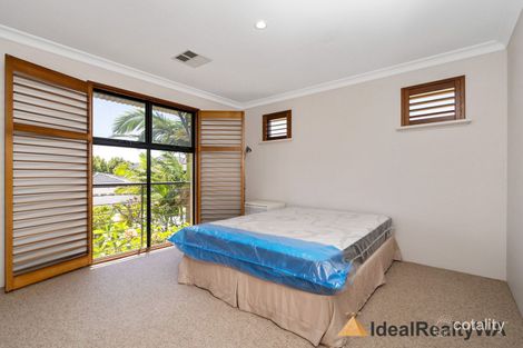 Property photo of 22 Diosma Way Canning Vale WA 6155