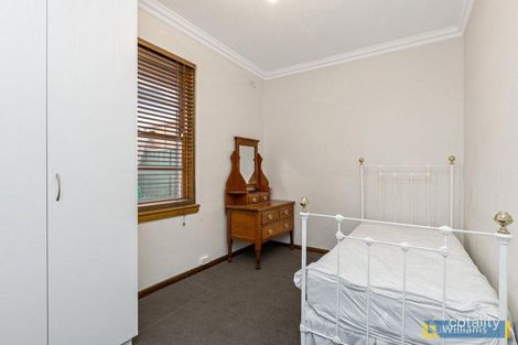 Property photo of 30 Park Crescent Williamstown North VIC 3016