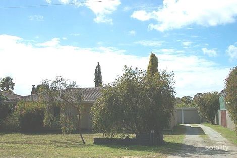 8 Turner St, Orana, WA 6330