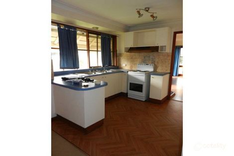 Property photo of 5 Casey Drive Hunterview NSW 2330