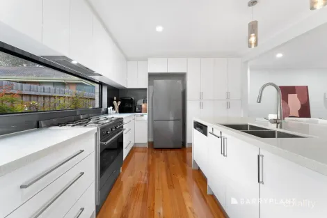 Property photo of 38 Linsley Way Wantirna VIC 3152