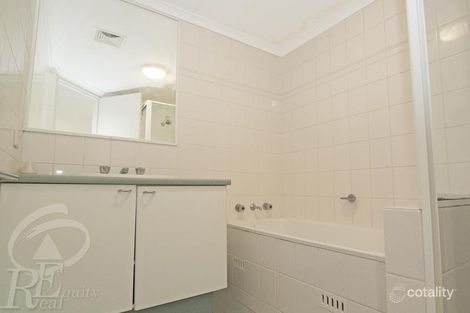 Property photo of 26/5 Mead Drive Chipping Norton NSW 2170