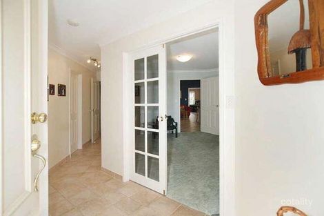 Property photo of 21 Richon Heights Mount Richon WA 6112