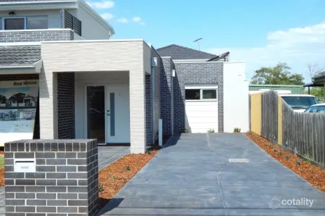 Property photo of 1/86-88 Royal Parade Reservoir VIC 3073