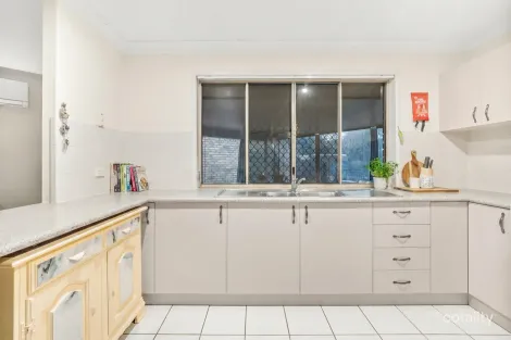 Property photo of 7 Pinaster Street Forest Lake QLD 4078