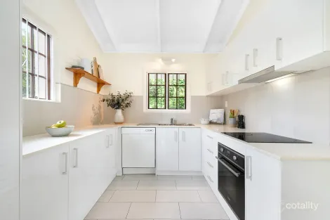 Property photo of 84 Rosebery Terrace Chelmer QLD 4068
