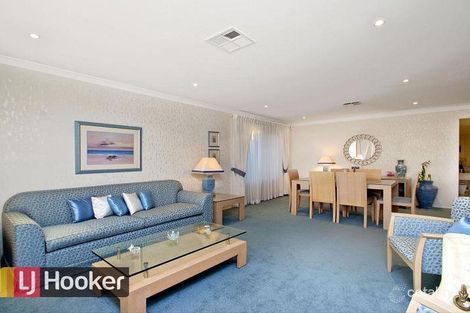Property photo of 22 Roxburgh Crescent Stanhope Gardens NSW 2768