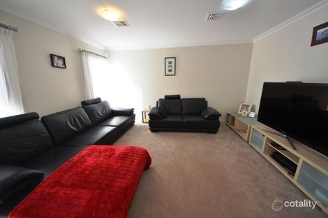 Property photo of 32 Neil Currie Street Casey ACT 2913