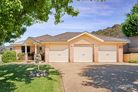 Property photo of 2 Rixon Place Glenroy NSW 2640