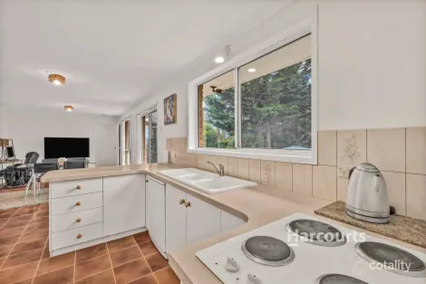 Property photo of 11 Commonwealth Court Penguin TAS 7316