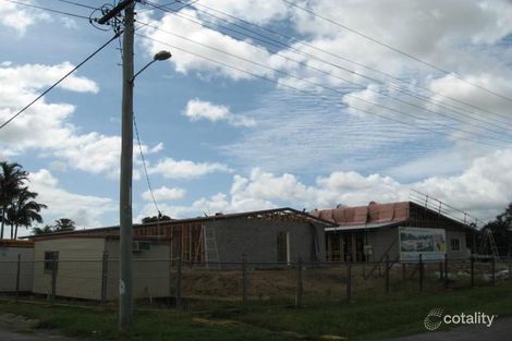 1 Youngs Lane, Walkerston, QLD 4751