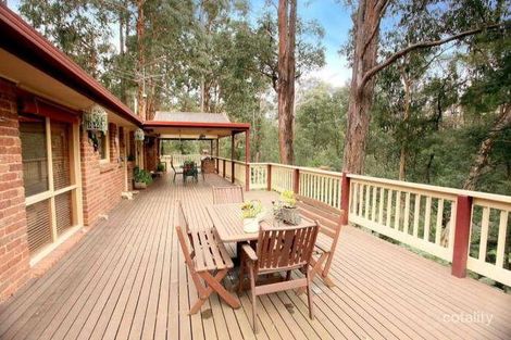 35 Fern Glade Dr, Emerald, VIC 3782