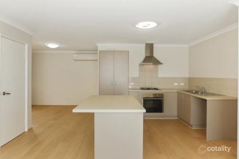 Property photo of 11/148 Treasure Road Queens Park WA 6107