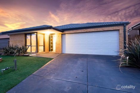 Property photo of 5 Cutleaf Crescent Tarneit VIC 3029