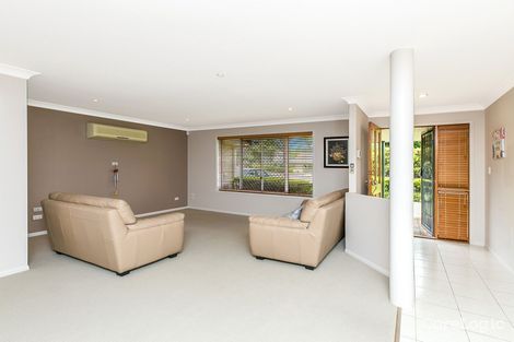 Property photo of 10 Victoria Close Forest Lake QLD 4078