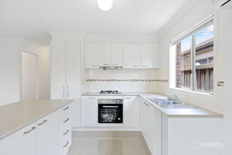 Property photo of 18 Rosella Grove Cowes VIC 3922