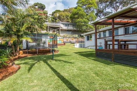 Property photo of 32 Boomerang Drive Boomerang Beach NSW 2428