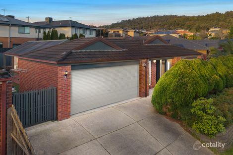 13 WALLINGFORD PL, ROWVILLE, VIC 3178
