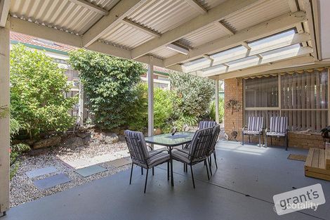 Property photo of 11 Hedgeley Drive Berwick VIC 3806