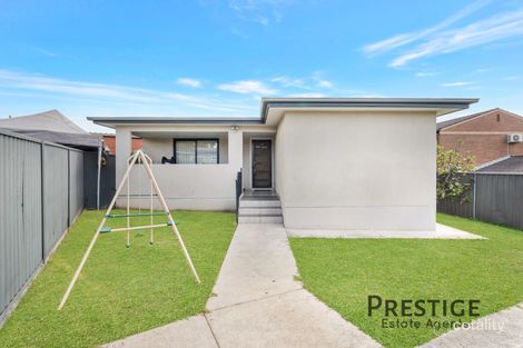 3a Sharland Pl, Smithfield, NSW 2164
