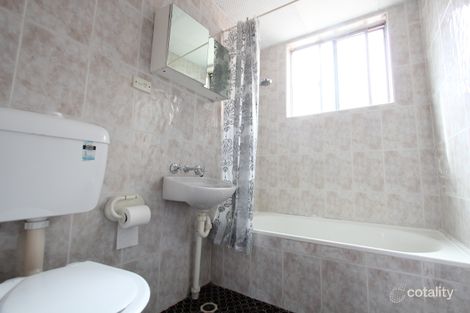 8/32 Pirie St, Liverpool, NSW 2170