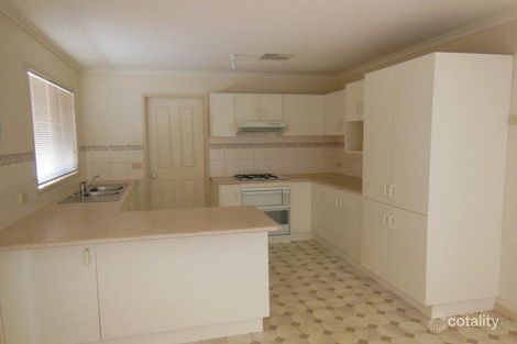 Property photo of 9 Tomkinson Drive Golden Square VIC 3555
