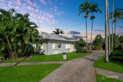 Property photo of 7 Holden Close Whitfield QLD 4870