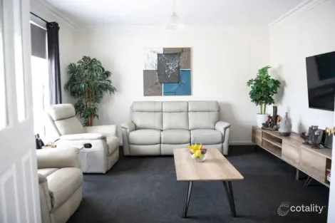 Property photo of 8 Hill Crescent Mount Gambier SA 5290