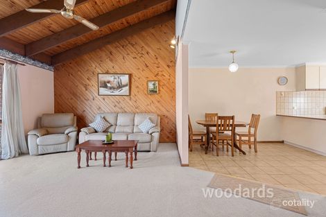 Property photo of 2/90 Hamilton Street Gisborne VIC 3437