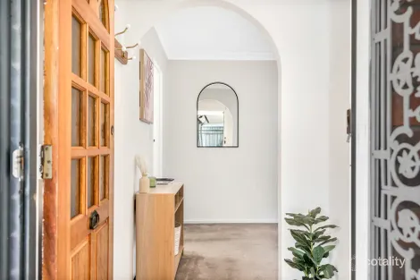 Property photo of 30 Jennifer Drive Happy Valley SA 5159