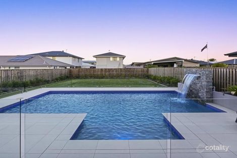 Property photo of 7 Azimut Crescent Hope Island QLD 4212