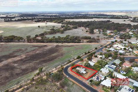 Property photo of 112 Bannister Street Narrogin WA 6312