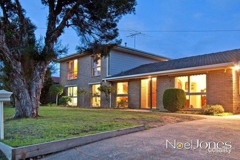 Property photo of 11 Stewart Avenue Narre Warren VIC 3805