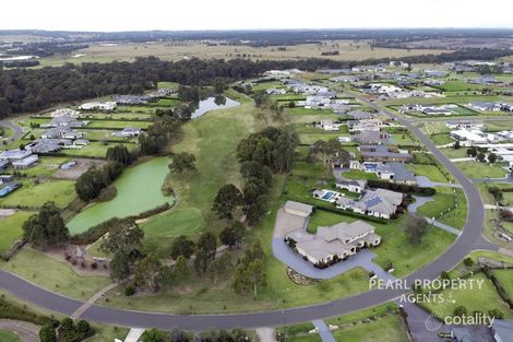 Property photo of 27 Twin Creeks Drive Luddenham NSW 2745