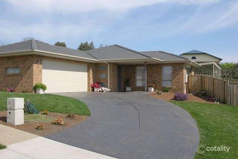 11 Grange Cres, Warragul, VIC 3820