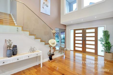 Property photo of 27 Twin Creeks Drive Luddenham NSW 2745