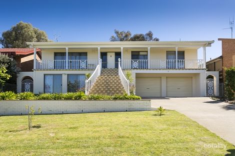 15 Graham Pl, Queanbeyan West, NSW 2620