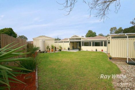Property photo of 20 Loganberry Close Cranbourne North VIC 3977