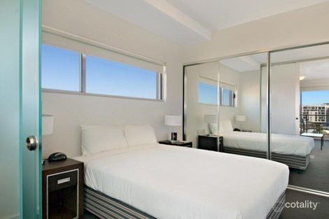 Property photo of 309/14 Honeysuckle Drive Newcastle NSW 2300