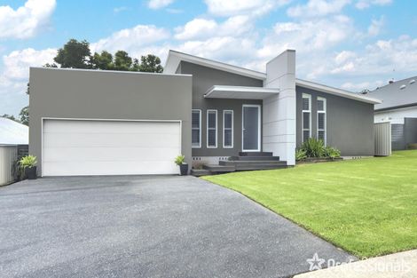 20 Banool Cct, Bomaderry, NSW 2541