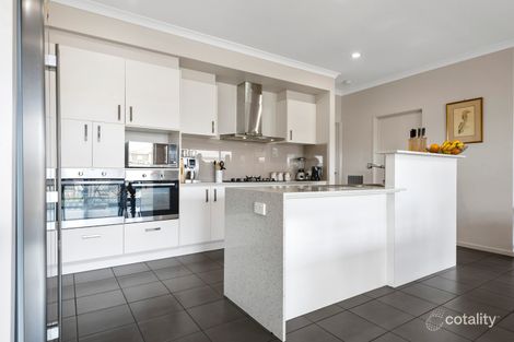 Property photo of 10 Blake Court Ballan VIC 3342