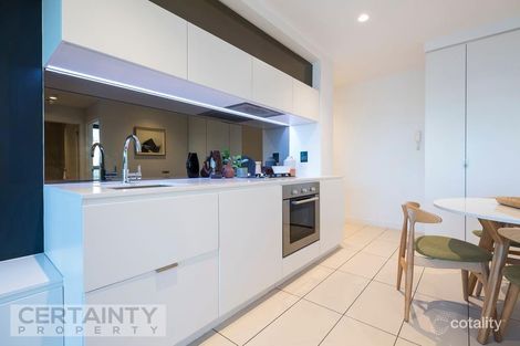Property photo of 1902/560 Flinders Street Melbourne VIC 3000
