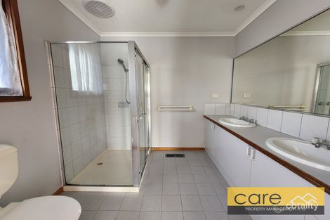 Property photo of 56 Leopold Crescent Hampton Park VIC 3976