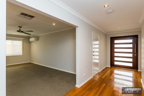 Property photo of 14 Ashtead Way Landsdale WA 6065